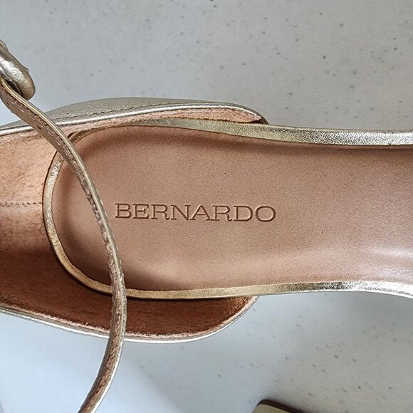 Bernardo Platform Sandals "LIKE NEW" - Picture 4 of 16
